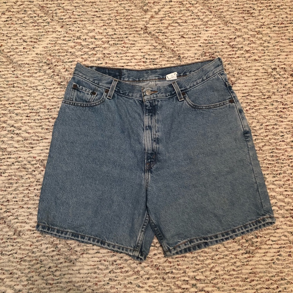 Vintage Levi’s shorts